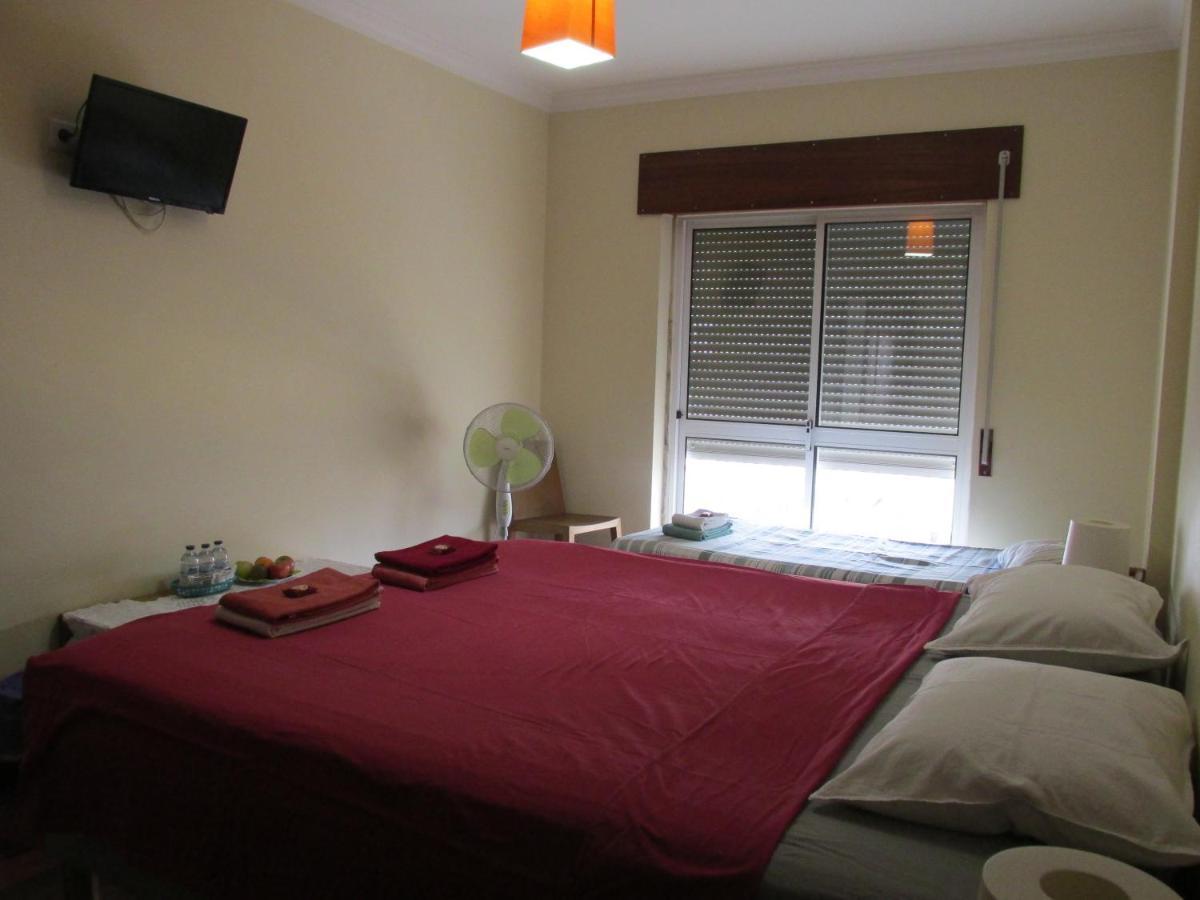 Homestay Marialva Park Seixal  Zewnętrze zdjęcie