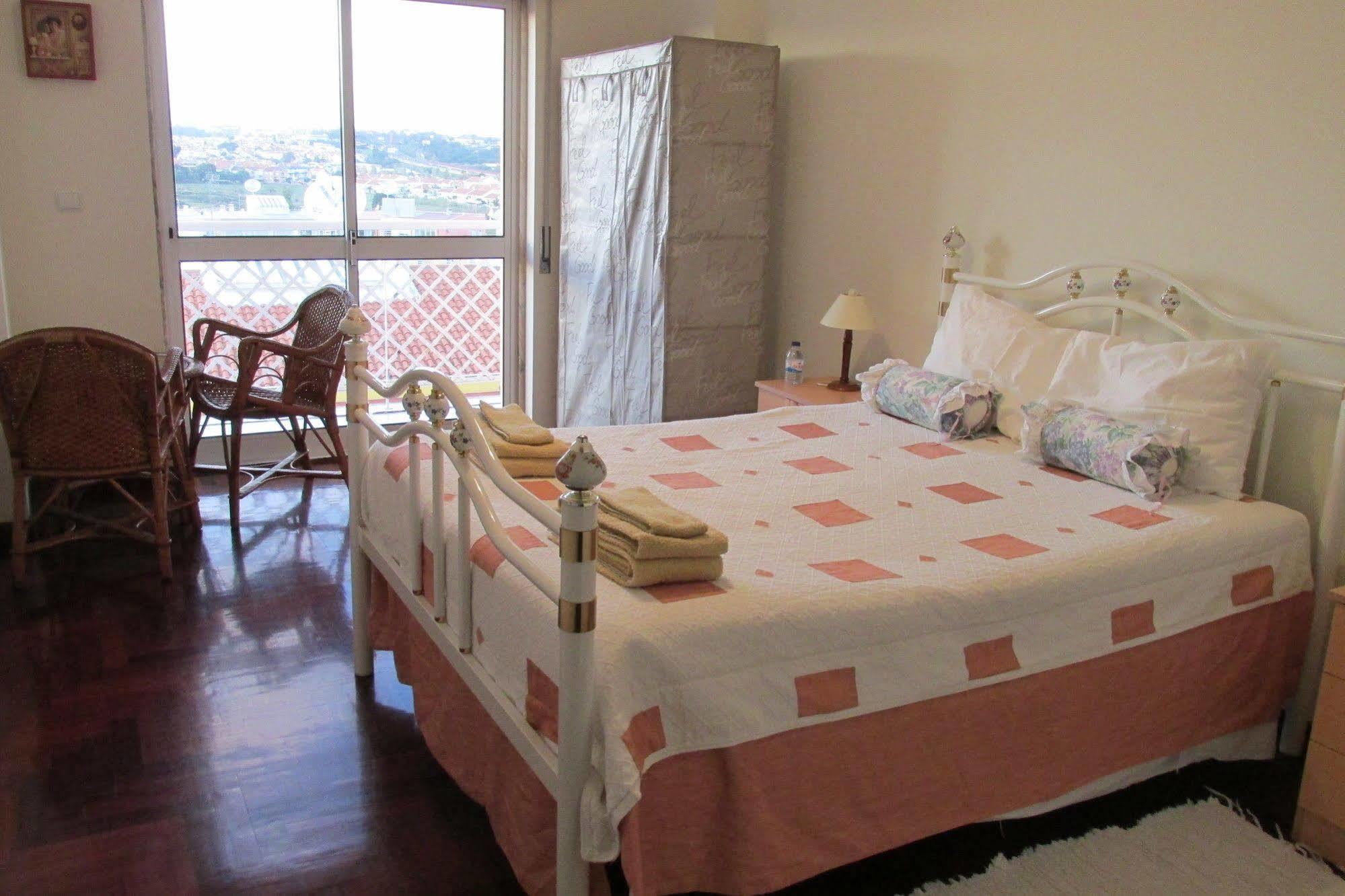 Homestay Marialva Park Seixal  Zewnętrze zdjęcie