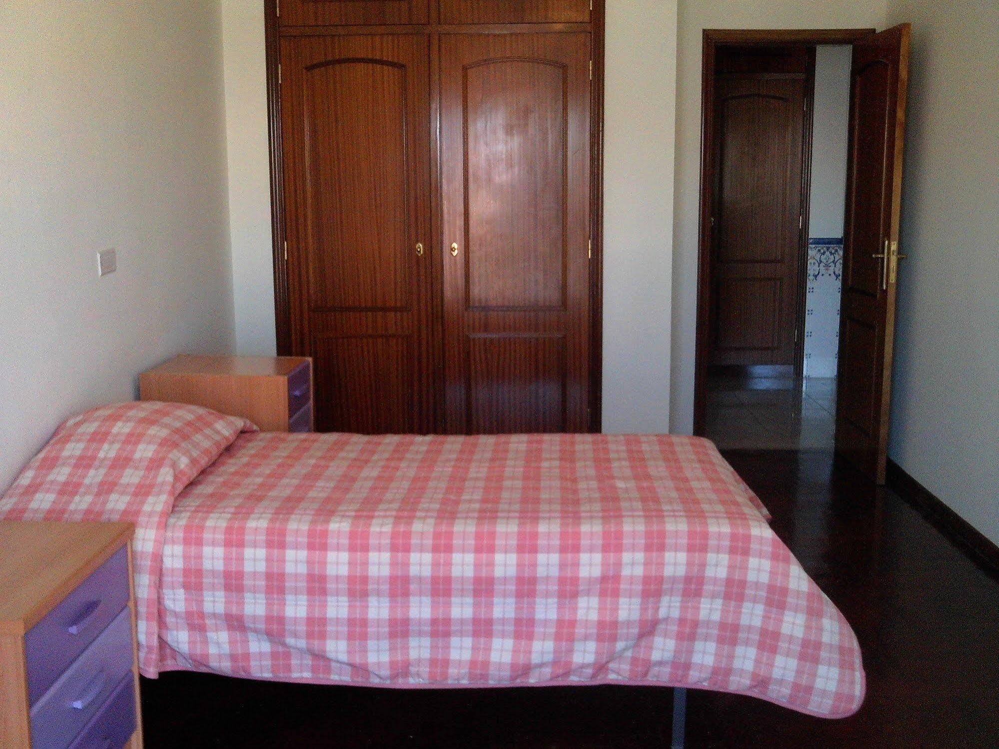Homestay Marialva Park Seixal  Zewnętrze zdjęcie