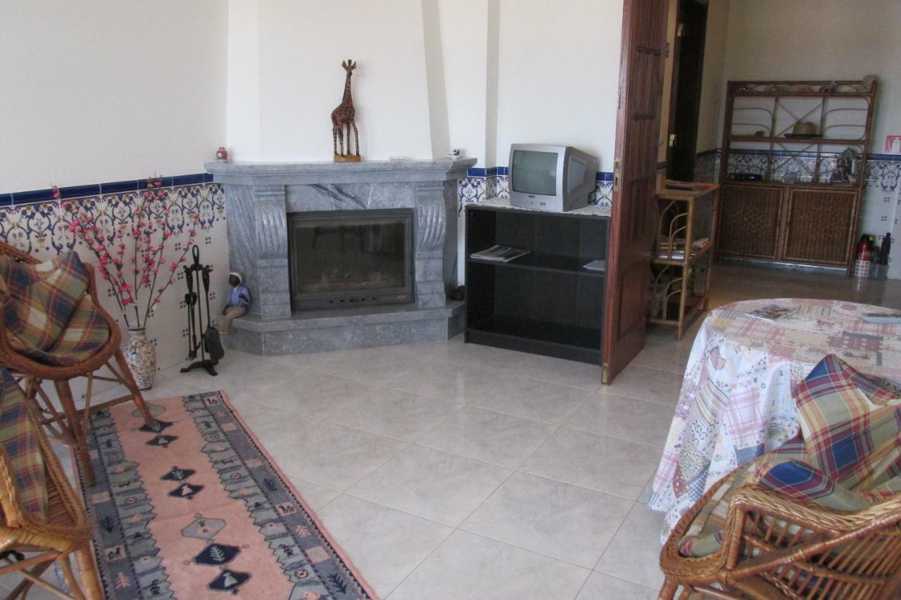Homestay Marialva Park Seixal  Zewnętrze zdjęcie