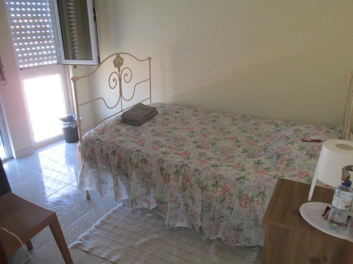 Homestay Marialva Park Seixal  Zewnętrze zdjęcie